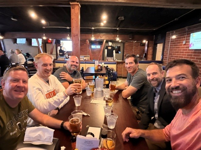Dudes finishing the night at The Old Dutch